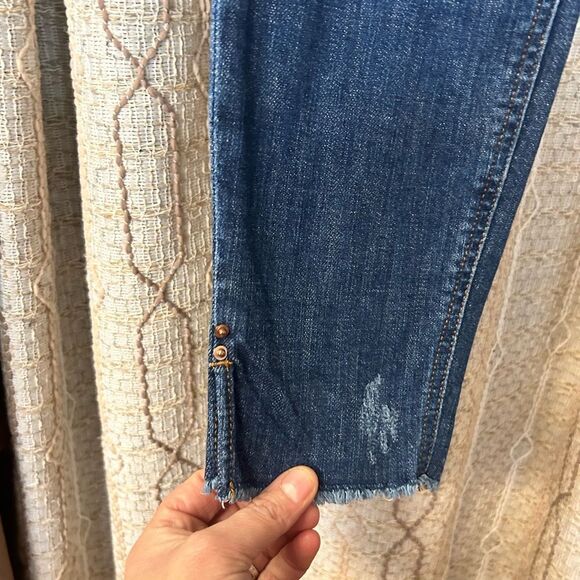 sneck peek ladies 11 distressed jeans - Picture 2 of 10